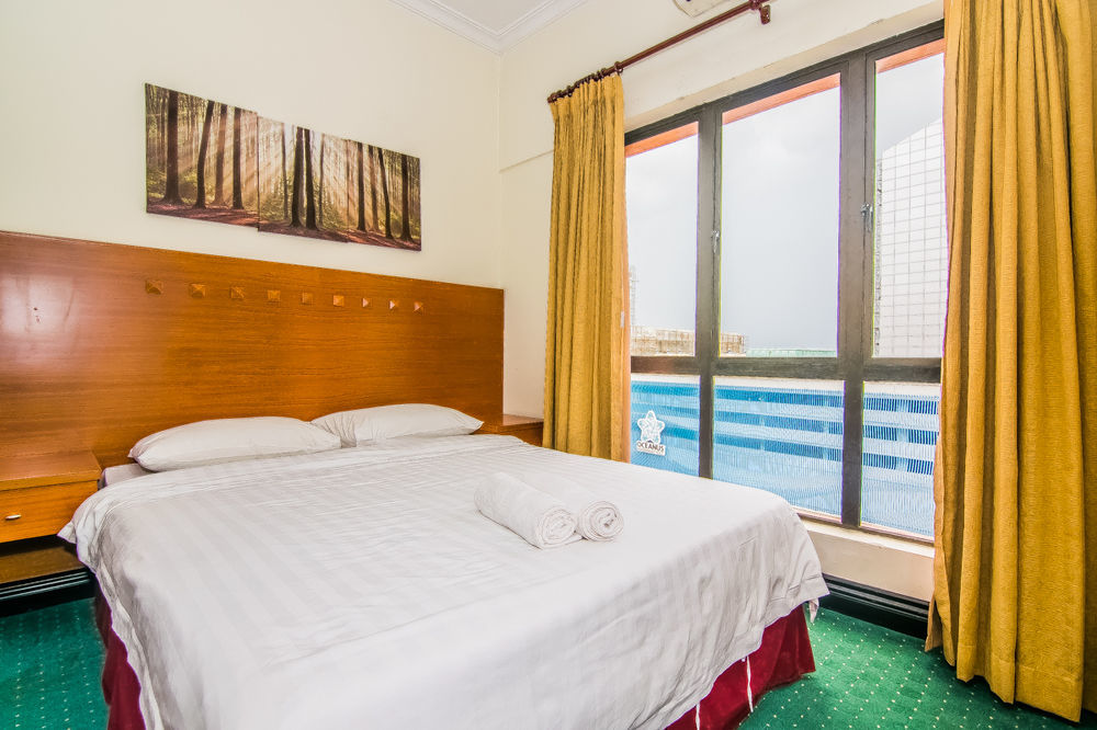 Marina Travellers Suite @ Marina Court Resort Condo Hotel 2*