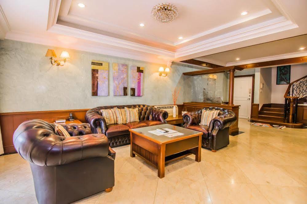 Marina Travellers Suite @ Marina Court Resort Condo